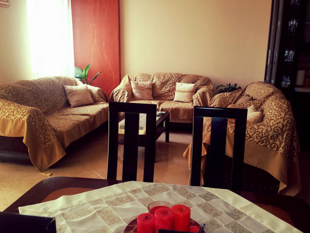 Apartment Angel Sarandë Zimmer foto